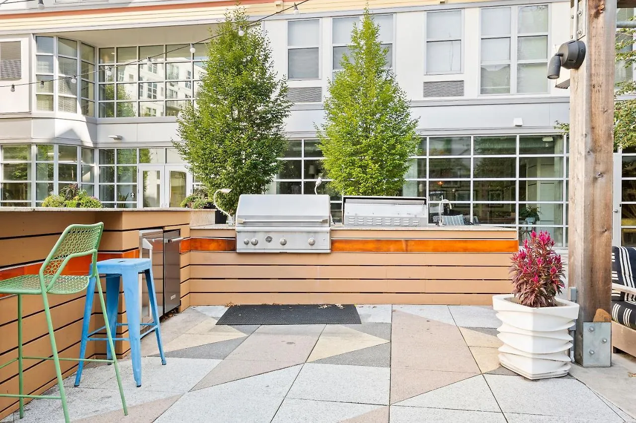 Kasa South Side Pittsburgh Aparthotel 4*,  United States